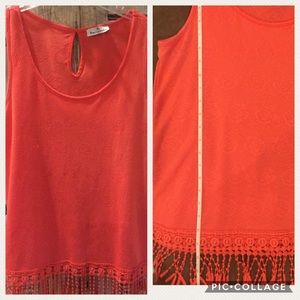 Tank with fringe bottom, rose embellished fabric.